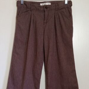 Old Navy brown pleated cropped trousers girls size 14 GUC
